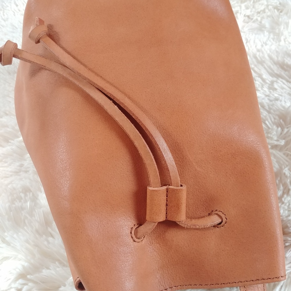 SOLD Madewell The Somerset Mini Backpack - Picture 3 of 8